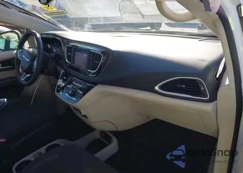 2024 Chrysler Voyager Lx z USA, uszkodzony, nr VIN 2C4RC1CG5RR130016